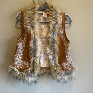 Flying Tomato Tan Faux Suede Fur Trim Embroidered Vest Small